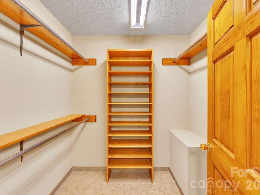120 Burr Lane, Salisbury, NC 28146.  MLS# CAR4433340, YatesRealty ID 57184. 