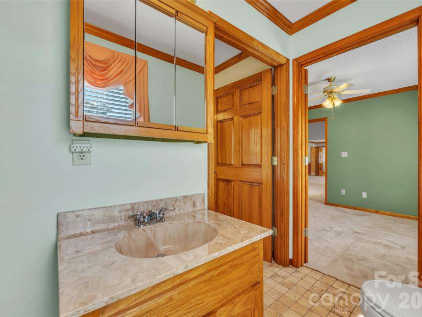 120 Burr Lane, Salisbury, NC 28146.  MLS# CAR4433340, YatesRealty ID 57184. 