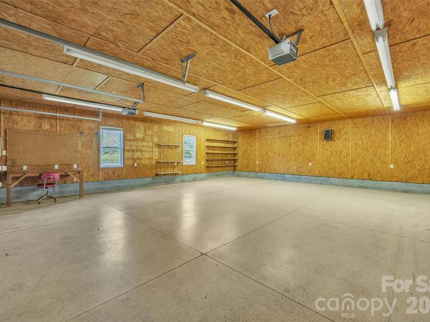 120 Burr Lane, Salisbury, NC 28146.  MLS# CAR4433340, YatesRealty ID 57184. 