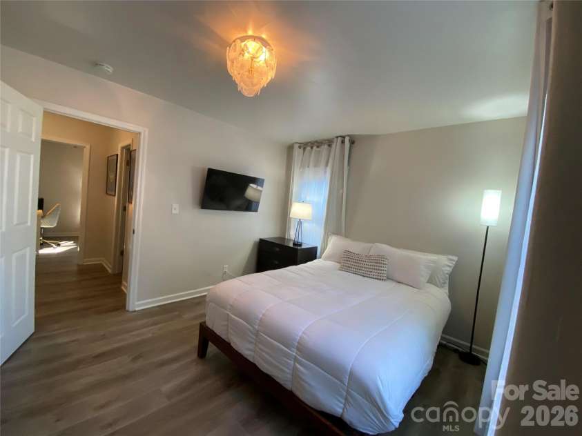 2906 Rush Avenue, Charlotte, NC 28208.  MLS# CAR4435558, YatesRealty ID 57188. 