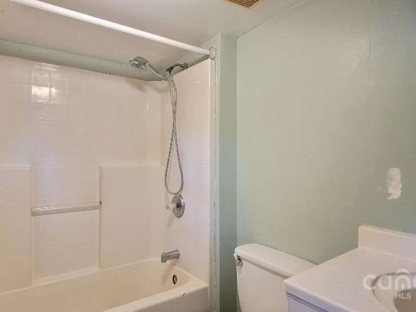 3169 Eden Terrace Extension, Rock Hill, SC 29730.  MLS# CAR4211487, YatesRealty ID 5719. Bathroom #2
