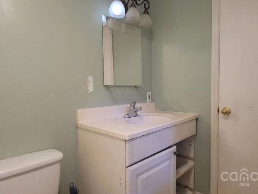 3169 Eden Terrace Extension, Rock Hill, SC 29730.  MLS# CAR4211487, YatesRealty ID 5719. Bathroom #2