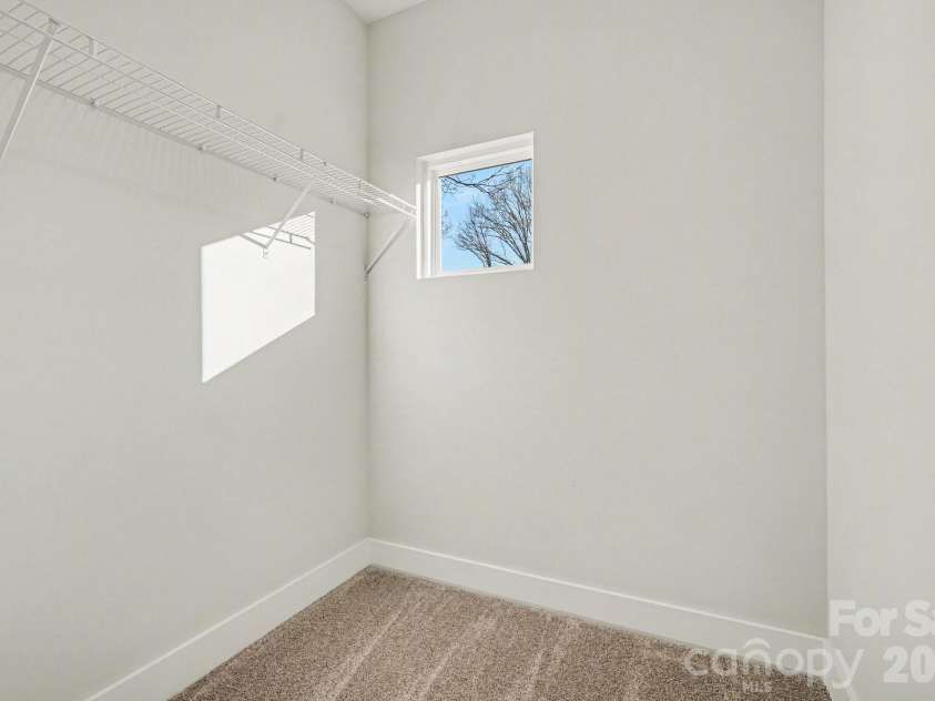 815 Leonard Lane, Salisbury, NC 28144.  MLS# CAR4335962, YatesRealty ID 5719. 