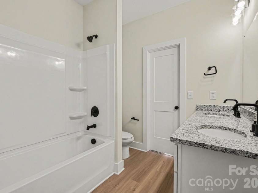815 Leonard Lane, Salisbury, NC 28144.  MLS# CAR4335962, YatesRealty ID 5719. 