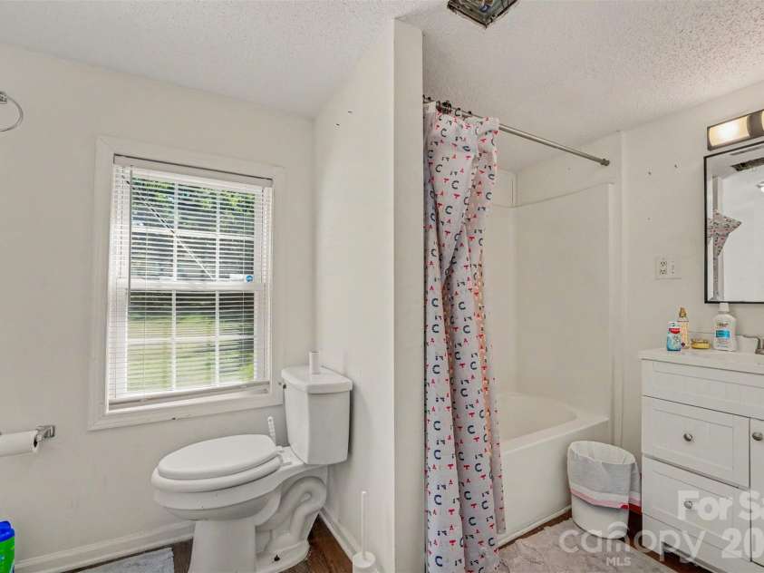 312 Vance Avenue, Salisbury, NC 28144.  MLS# CAR4403955, YatesRealty ID 57191. 