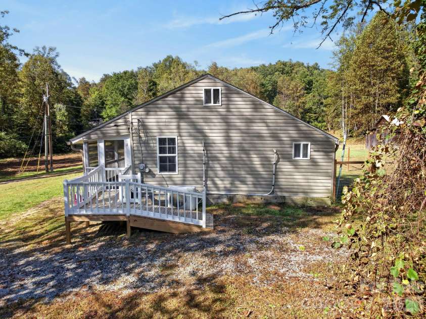 2805 H T Road, Lenoir, NC 28645.  MLS# CAR4432524, YatesRealty ID 57192. 
