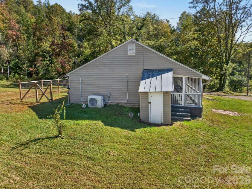 2805 H T Road, Lenoir, NC 28645.  MLS# CAR4432524, YatesRealty ID 57192. 