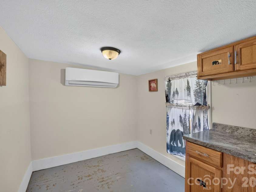 2805 H T Road, Lenoir, NC 28645.  MLS# CAR4432524, YatesRealty ID 57192. 
