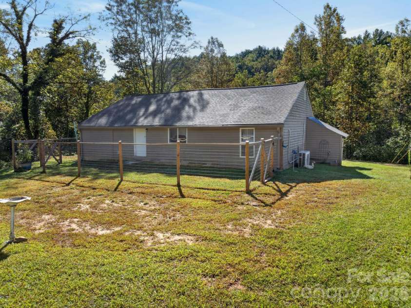 2805 H T Road, Lenoir, NC 28645.  MLS# CAR4432524, YatesRealty ID 57192. 