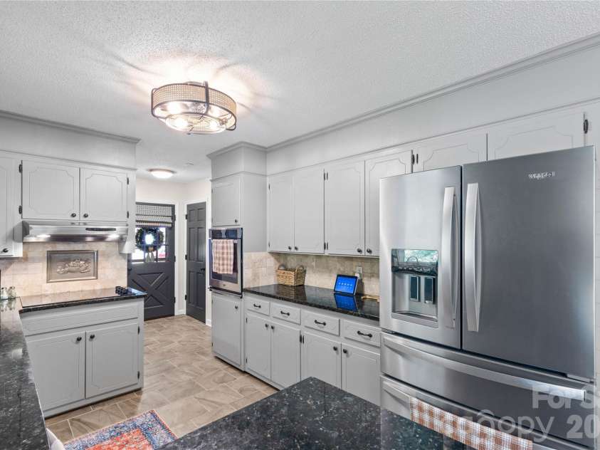 197 Floyd Road, Kershaw, SC 29067.  MLS# CAR4435070, YatesRealty ID 57193. 