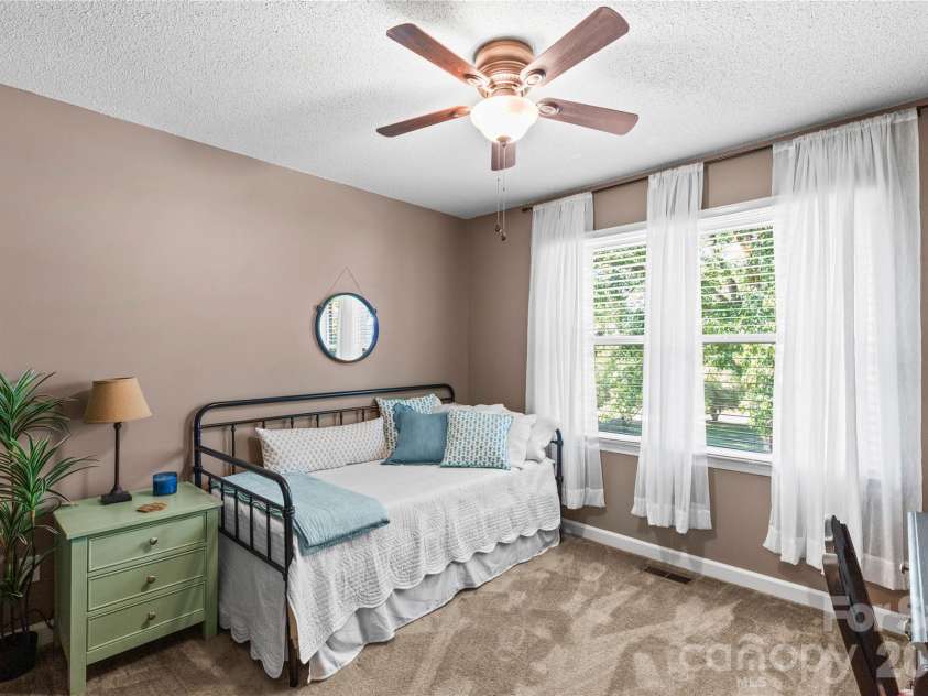 197 Floyd Road, Kershaw, SC 29067.  MLS# CAR4435070, YatesRealty ID 57193. 