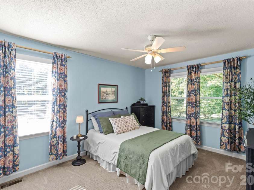 197 Floyd Road, Kershaw, SC 29067.  MLS# CAR4435070, YatesRealty ID 57193. 