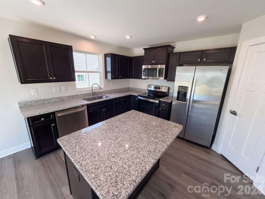 599 Grandiflora Avenue, Lancaster, SC 29720.  MLS# CAR4435574, YatesRealty ID 57199. 