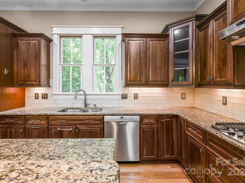1 East Owl Creek Lane, Fairview, NC 28730.  MLS# CAR4264523, YatesRealty ID 572. 