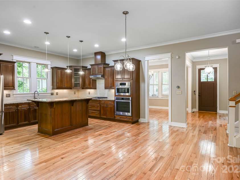 1 East Owl Creek Lane, Fairview, NC 28730.  MLS# CAR4264523, YatesRealty ID 572. 