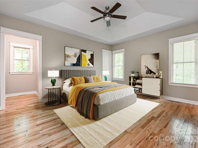 1 East Owl Creek Lane, Fairview, NC 28730.  MLS# CAR4264523, YatesRealty ID 572. 