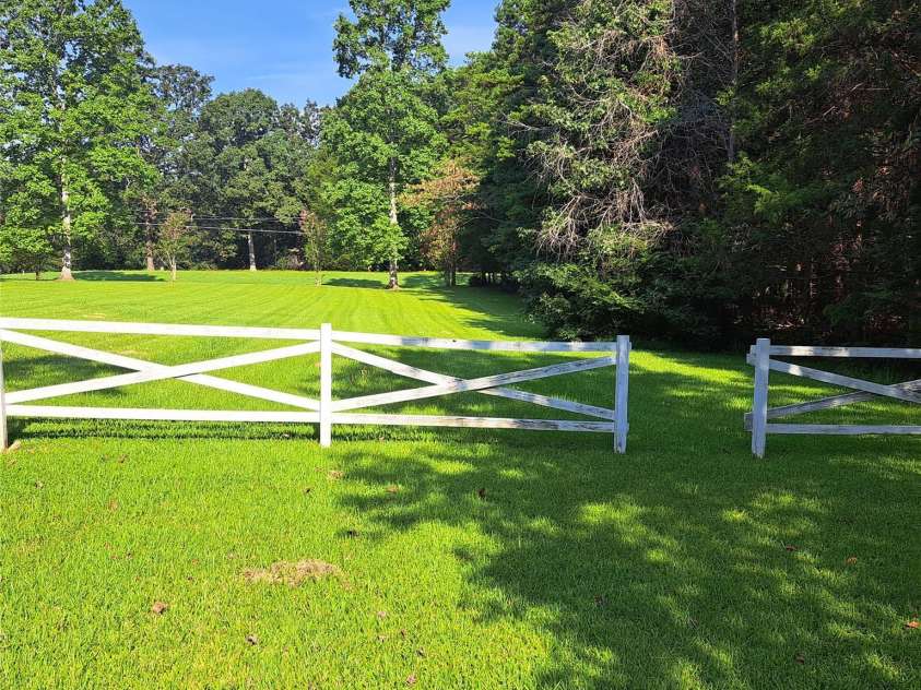 12608 Rocky River Church Road, Charlotte, NC 28215.  MLS# CAR4170912, YatesRealty ID 572. 