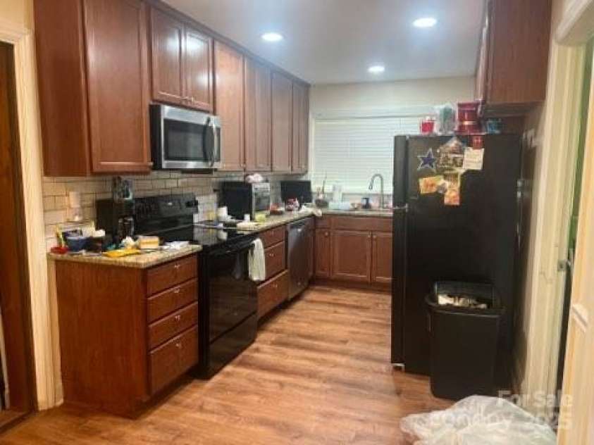 12608 Rocky River Church Road, Charlotte, NC 28215.  MLS# CAR4170912, YatesRealty ID 572. 