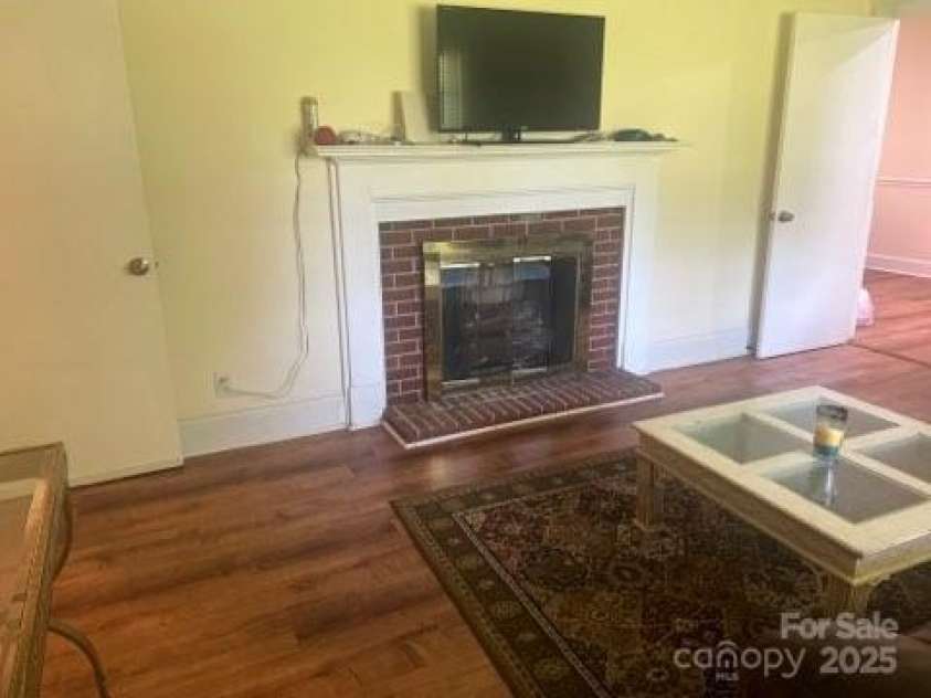 12608 Rocky River Church Road, Charlotte, NC 28215.  MLS# CAR4170912, YatesRealty ID 572. 