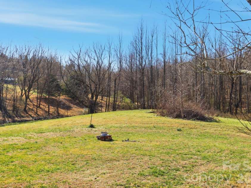 174 Shumate Lane, North Wilkesboro, NC 28659.  MLS# CAR4336858, YatesRealty ID 5720. 
