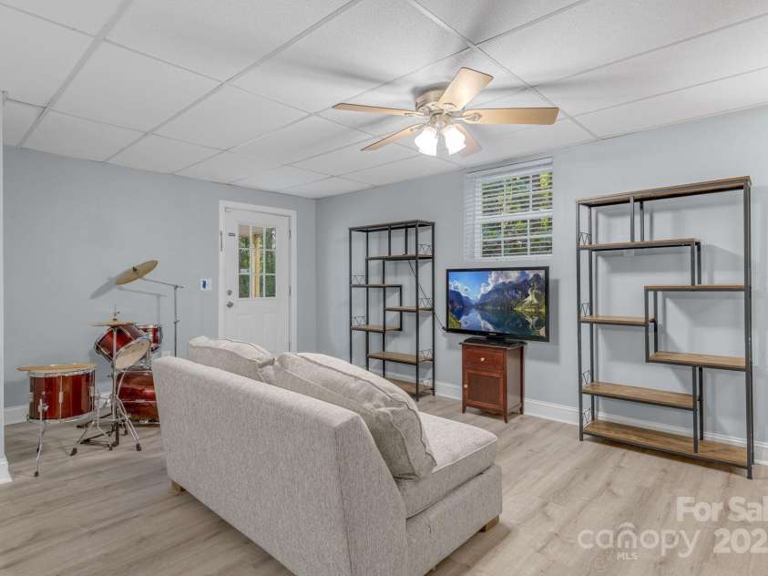 904 Mills Gap Road, Fletcher, NC 28732.  MLS# CAR4237641, YatesRealty ID 5720. 