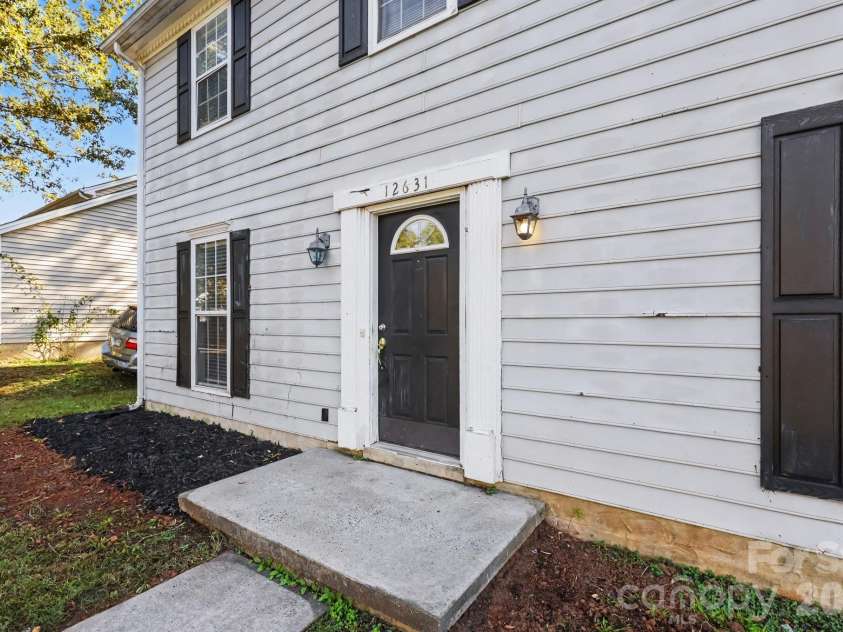 12631 Delman Lane, Pineville, NC 28134.  MLS# CAR4432987, YatesRealty ID 57204. 