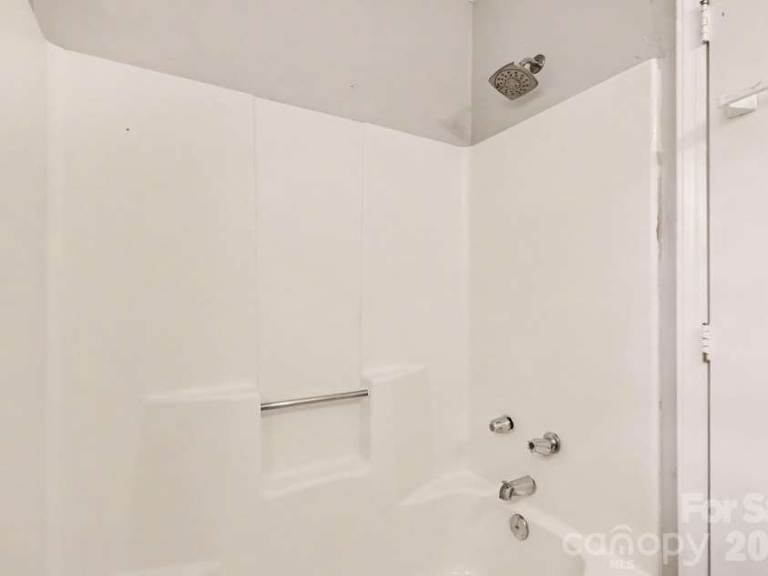 12631 Delman Lane, Pineville, NC 28134.  MLS# CAR4432987, YatesRealty ID 57204. 