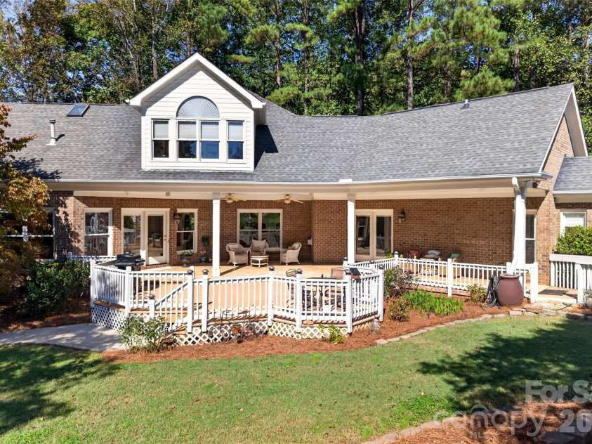 321 Normandy Road, Mooresville, NC 28117.  MLS# CAR4432473, YatesRealty ID 57206. 