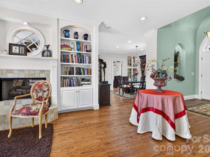 321 Normandy Road, Mooresville, NC 28117.  MLS# CAR4432473, YatesRealty ID 57206. 