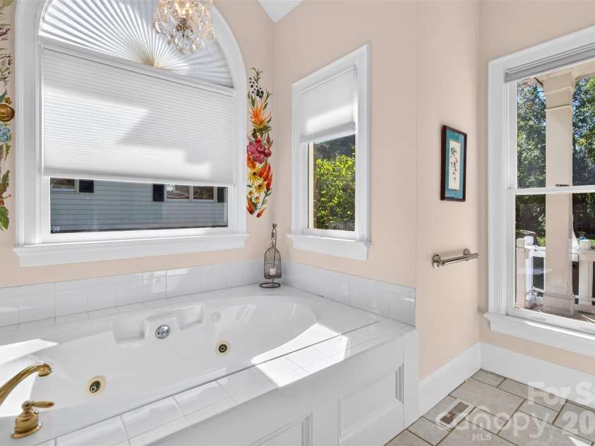 321 Normandy Road, Mooresville, NC 28117.  MLS# CAR4432473, YatesRealty ID 57206. 