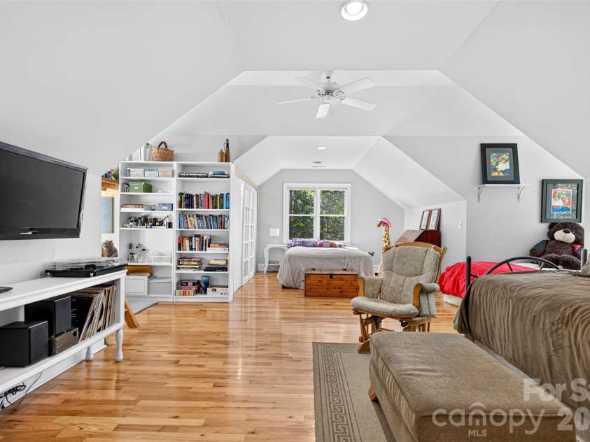 321 Normandy Road, Mooresville, NC 28117.  MLS# CAR4432473, YatesRealty ID 57206. 