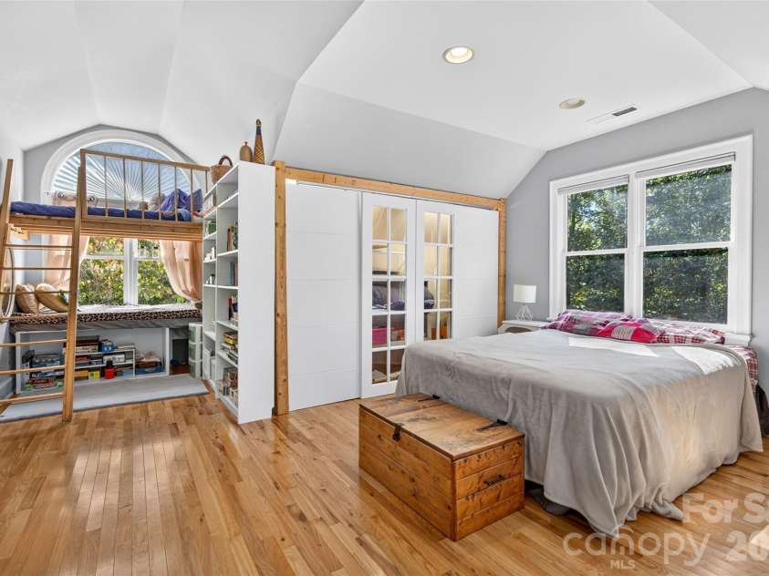 321 Normandy Road, Mooresville, NC 28117.  MLS# CAR4432473, YatesRealty ID 57206. 