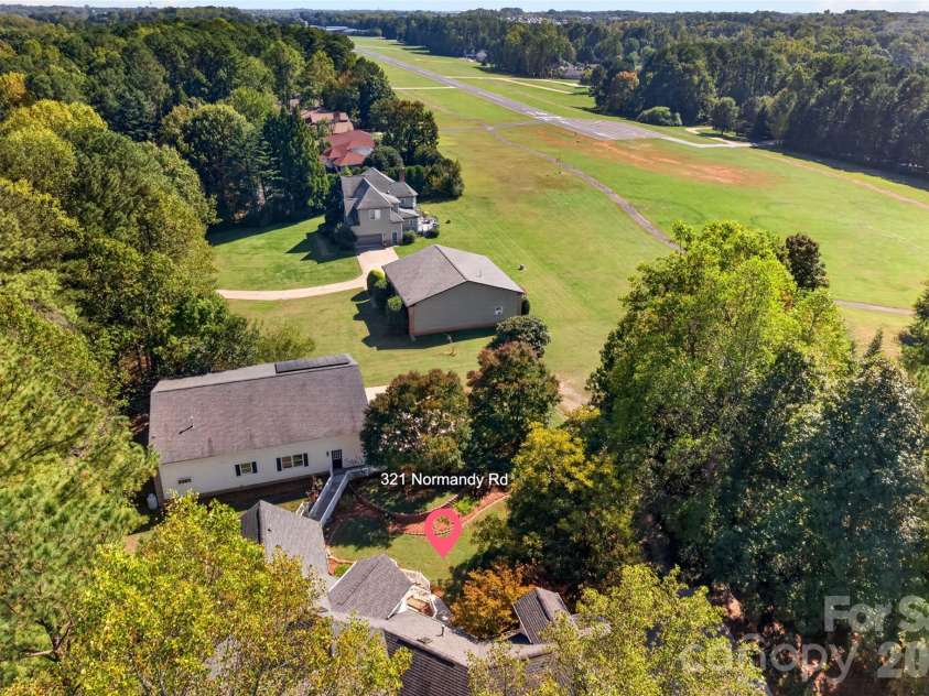 321 Normandy Road, Mooresville, NC 28117.  MLS# CAR4432473, YatesRealty ID 57206. 