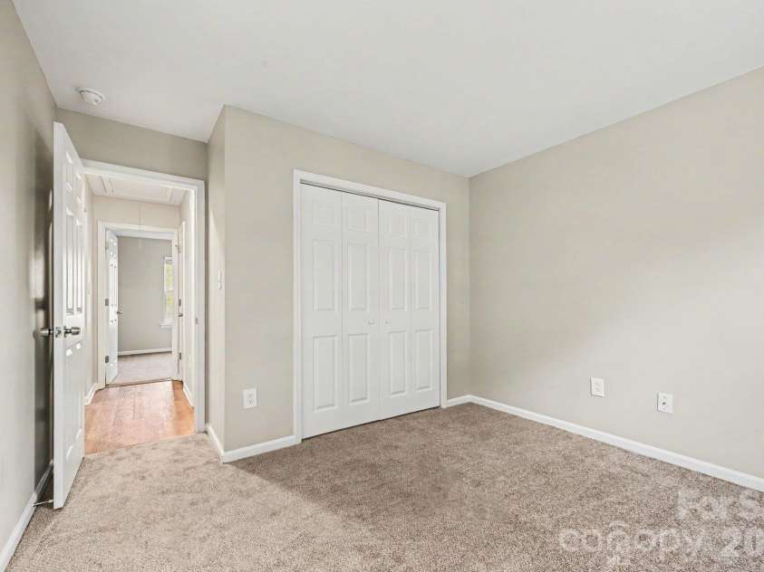 10133 Illoria Drive, Charlotte, NC 28273.  MLS# CAR4432147, YatesRealty ID 57207. 