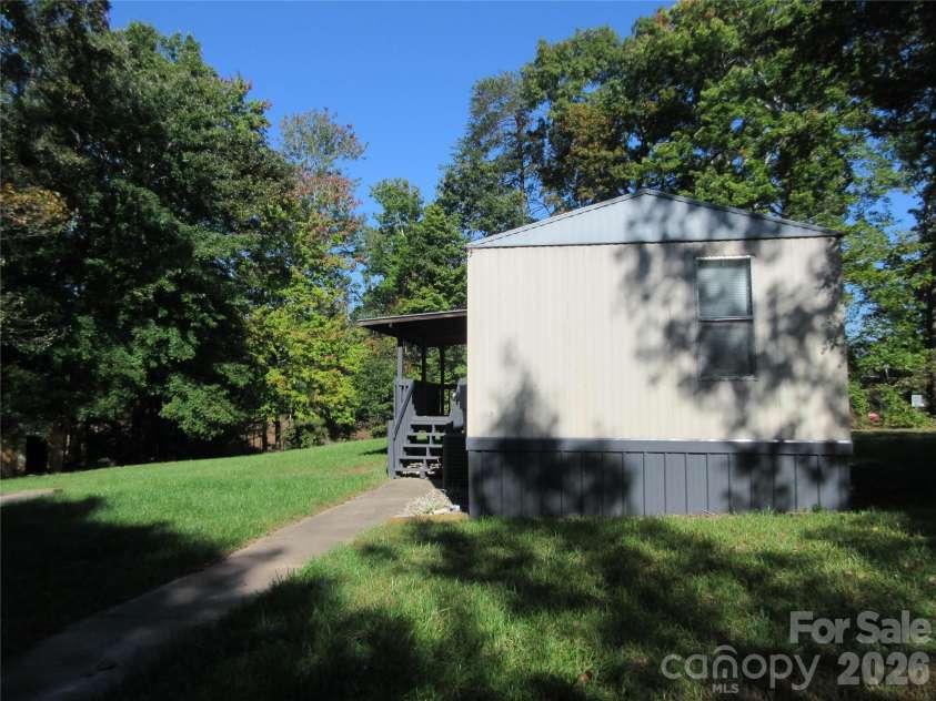 991 Horn Mill Road, Union Mills, NC 28167.  MLS# CAR4435598, YatesRealty ID 57208. 