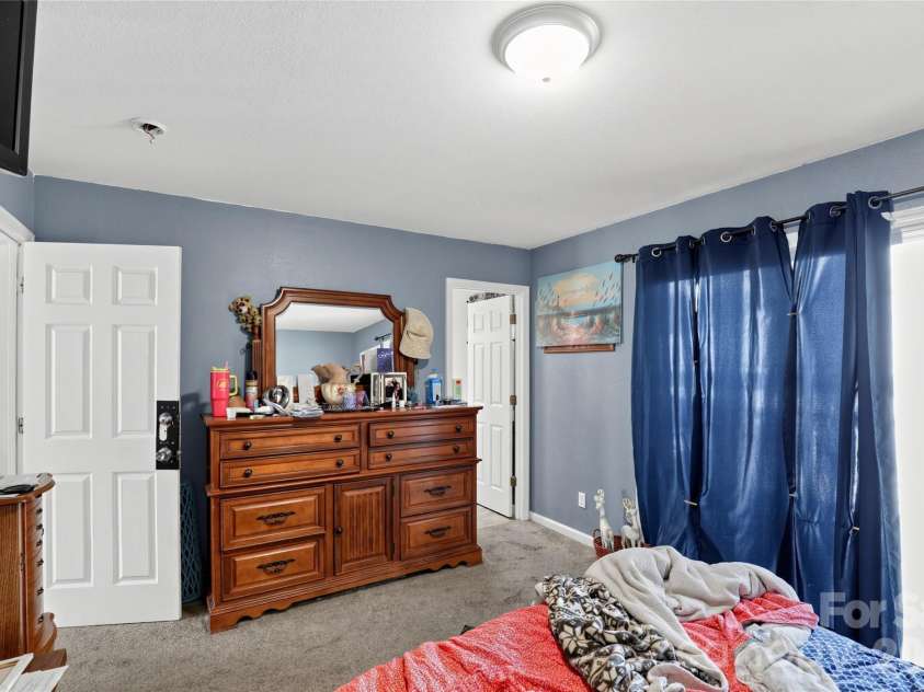12 Janie Drive, Clyde, NC 28721.  MLS# CAR4435588, YatesRealty ID 57209. 