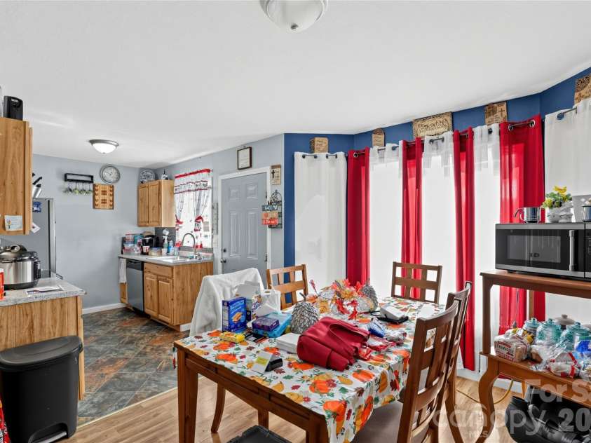 12 Janie Drive, Clyde, NC 28721.  MLS# CAR4435588, YatesRealty ID 57209. 