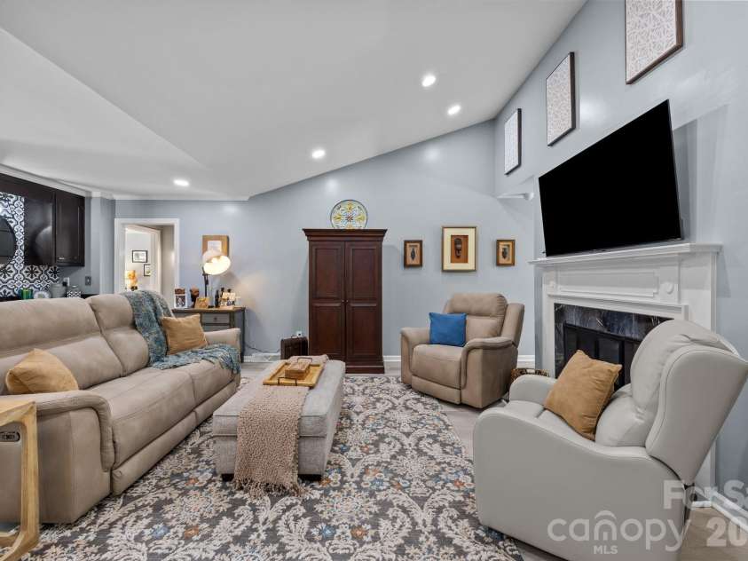 961 Confederate Avenue, Salisbury, NC 28144.  MLS# CAR4338214, YatesRealty ID 5721. 