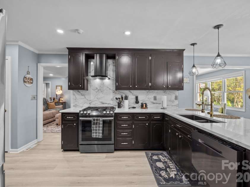 961 Confederate Avenue, Salisbury, NC 28144.  MLS# CAR4338214, YatesRealty ID 5721. 