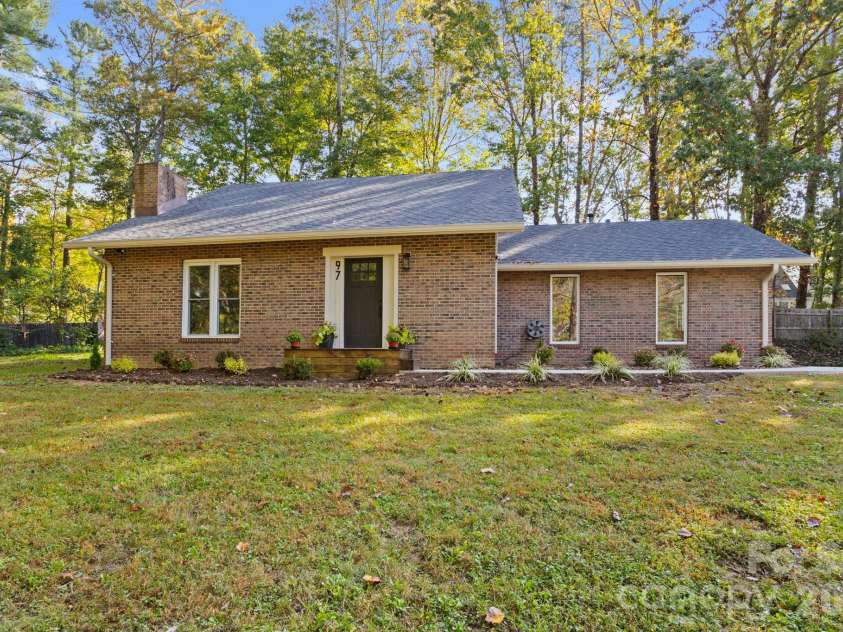 97 Wilkie Way, Fletcher, NC 28732.  MLS# CAR4418973, YatesRealty ID 57215. 