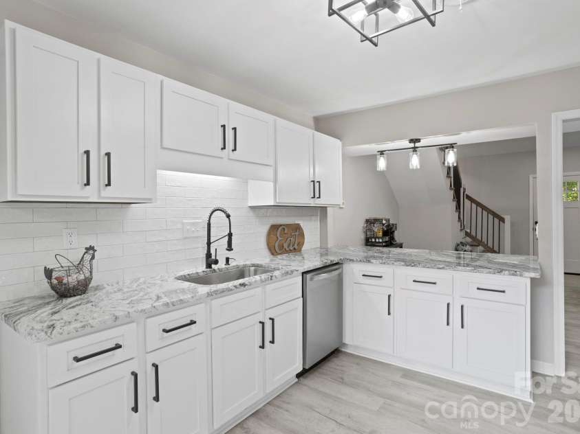 97 Wilkie Way, Fletcher, NC 28732.  MLS# CAR4418973, YatesRealty ID 57215. 