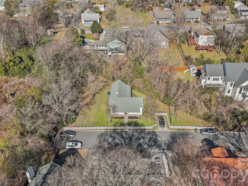 2815 Myers Street, Charlotte, NC 28205.  MLS# CAR4435606, YatesRealty ID 57219. 
