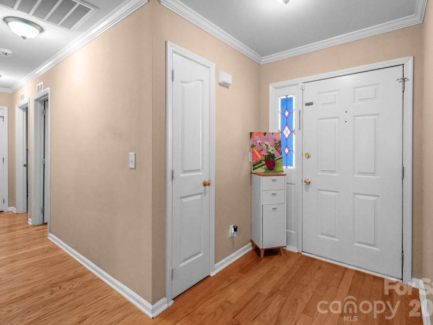 3310 Brooktree Lane, Indian Trail, NC 28079.  MLS# CAR4360227, YatesRealty ID 5722. 