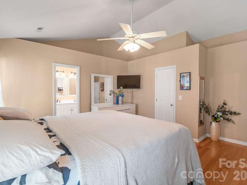 3310 Brooktree Lane, Indian Trail, NC 28079.  MLS# CAR4360227, YatesRealty ID 5722. 
