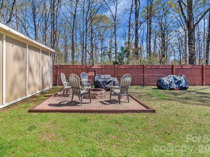 3310 Brooktree Lane, Indian Trail, NC 28079.  MLS# CAR4360227, YatesRealty ID 5722. 