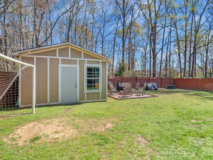 3310 Brooktree Lane, Indian Trail, NC 28079.  MLS# CAR4360227, YatesRealty ID 5722. 