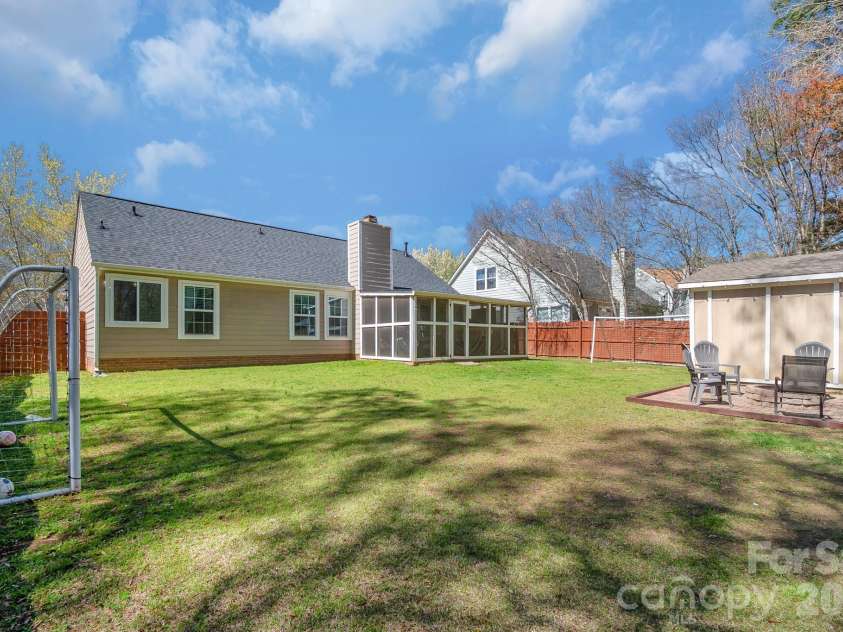 3310 Brooktree Lane, Indian Trail, NC 28079.  MLS# CAR4360227, YatesRealty ID 5722. 