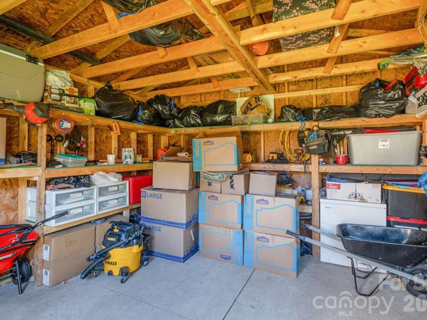 3310 Brooktree Lane, Indian Trail, NC 28079.  MLS# CAR4360227, YatesRealty ID 5722. 