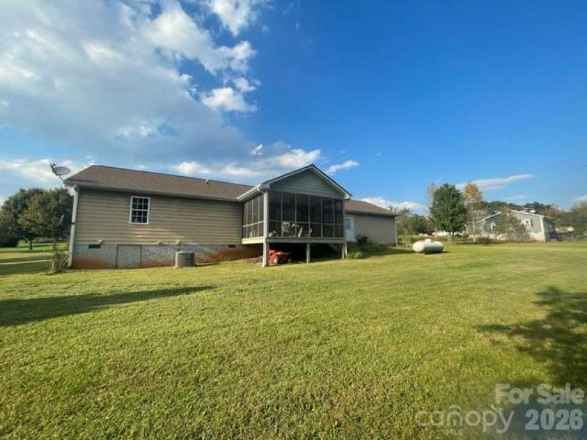 176 Carolina Paradise Road, Rutherfordton, NC 28139.  MLS# CAR4435501, YatesRealty ID 57225. 