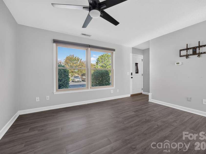 817 Mitchell Avenue, Salisbury, NC 28144.  MLS# CAR4435624, YatesRealty ID 57227. 
